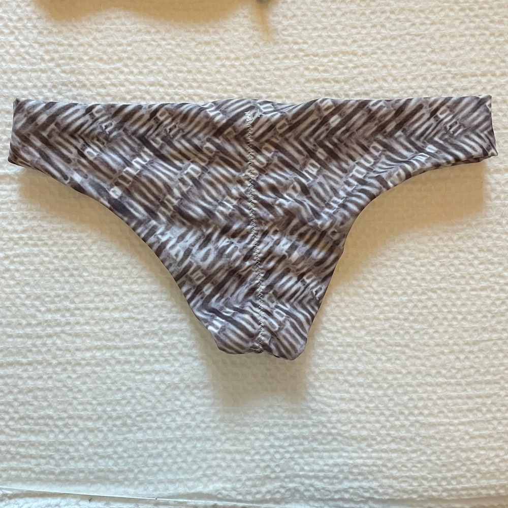 NWT Reef Bikini Set - Picture 7 of 9